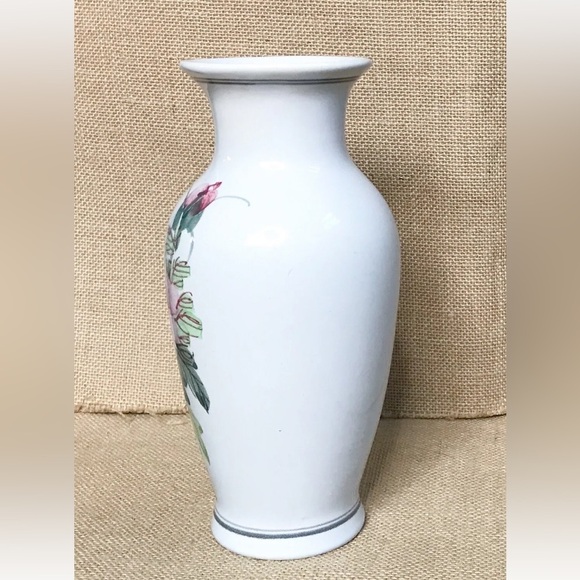 Floral Ceramic Vase Hand Painted Chrysanthemum Cottage Grandma Core Classic - Picture 2 of 6